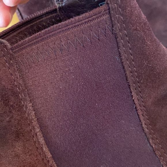 Clarks burgundy suede super comfortable pull on low boots size 9 - Picture 8 of 8